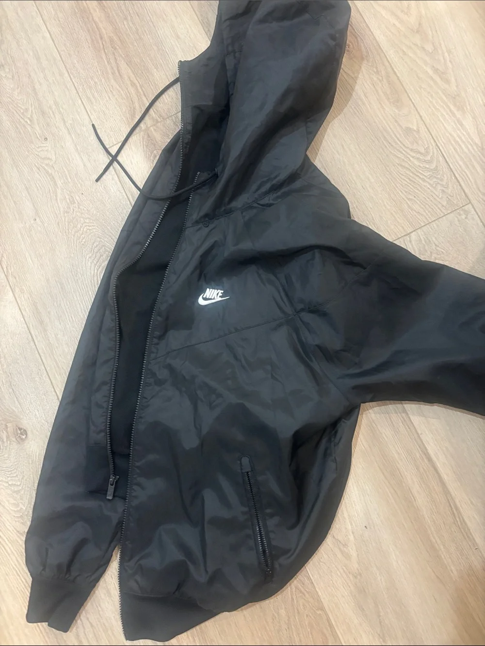 Nike Black Men's Hooded Windbreaker Jacket